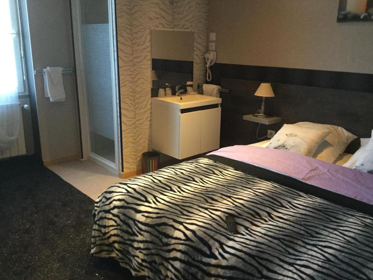 Hotel Le Kamelia 살레 외부 사진