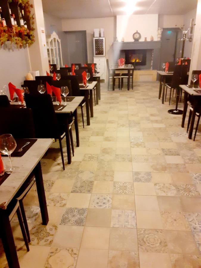 Hotel Le Kamelia 살레 외부 사진