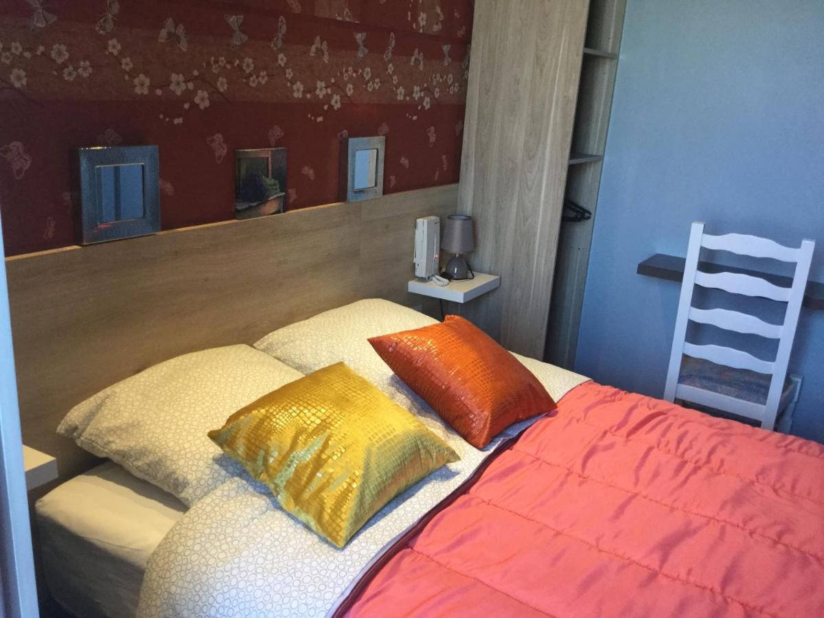 Hotel Le Kamelia 살레 외부 사진