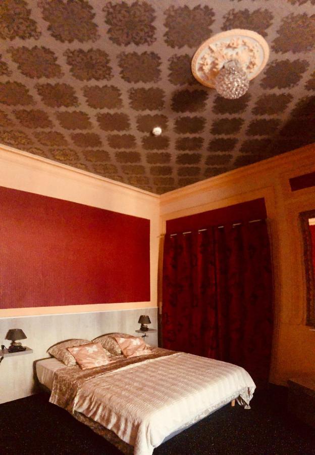 Hotel Le Kamelia 살레 외부 사진